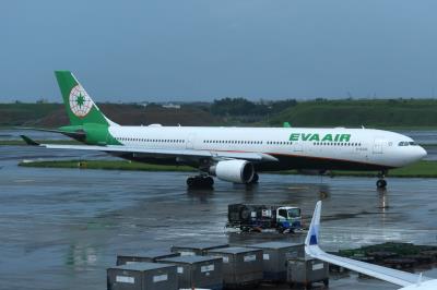 Photo of aircraft B-16340 operated by EVA Air