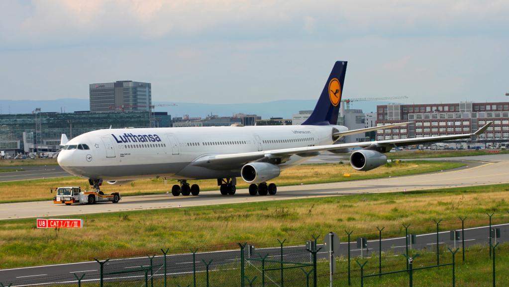 Photo of aircraft D-AIFD operated by Lufthansa