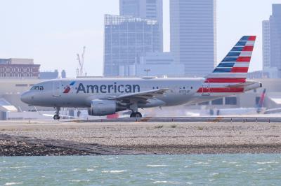 Photo of aircraft N775XF operated by American Airlines