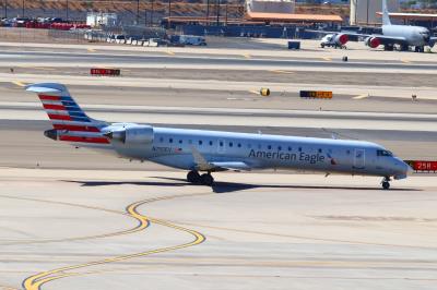 Photo of aircraft N750EV operated by American Eagle