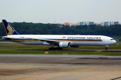 Photo of aircraft 9V-SYF operated by Singapore Airlines