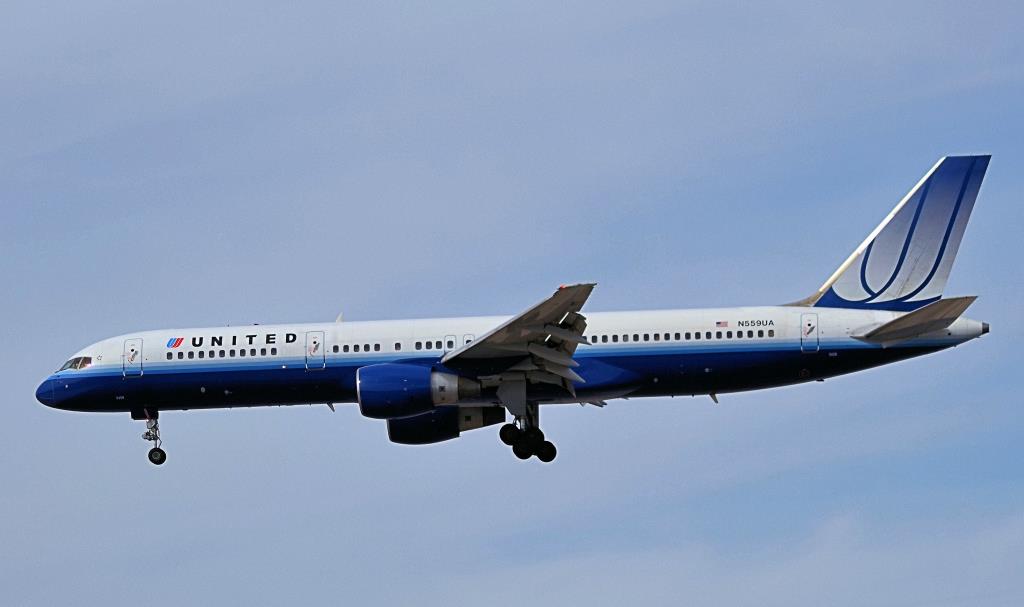 Photo of aircraft N559UA operated by United Airlines