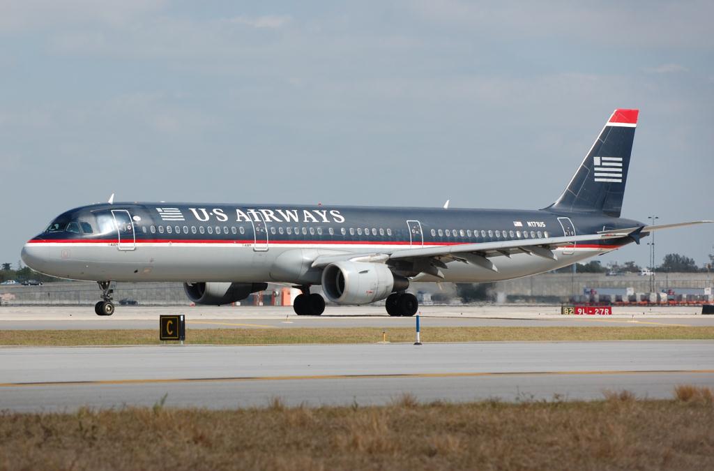 Photo of aircraft N171US operated by US Airways