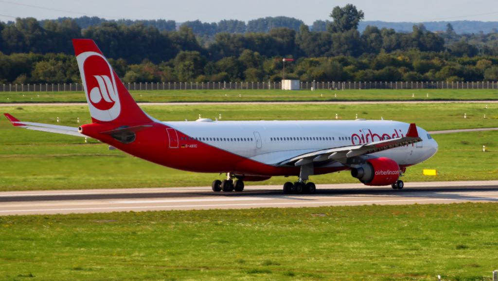 Photo of aircraft D-ABXC operated by Air Berlin