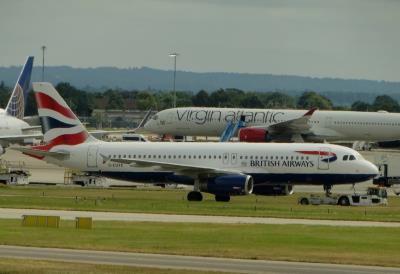 Photo of aircraft G-EUYE operated by British Airways