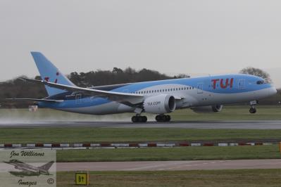 Image of aircraft registration G-TUIG - A 787-8 Dreamliner operated by TUI Airways
