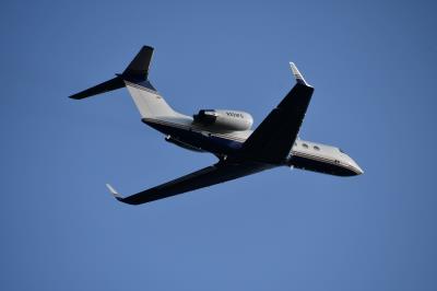 Photo of aircraft N372BG operated by Contrail Aviation LLC