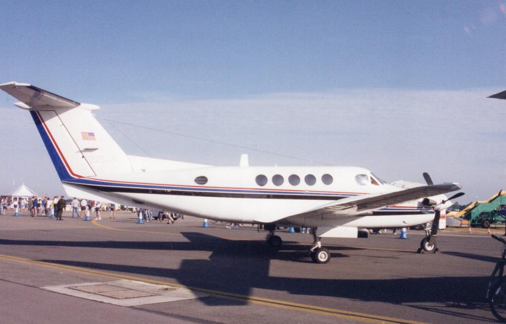 Photo of aircraft 76-22549 operated by United States Army