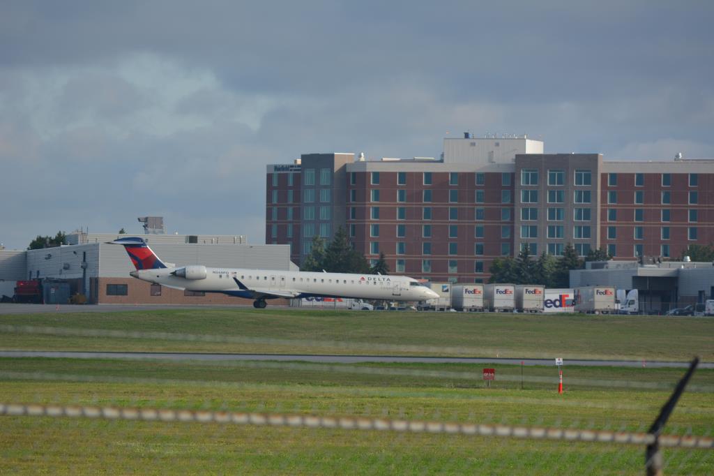 Photo of aircraft N348PQ operated by Delta Connection