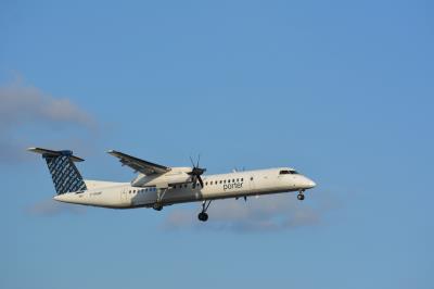 Photo of aircraft C-GKQB operated by Porter Airlines