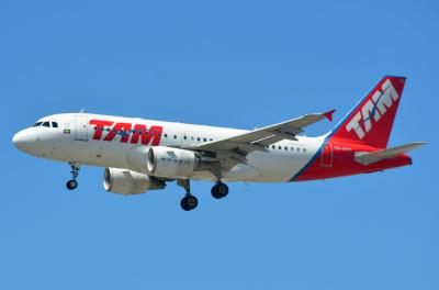 Photo of aircraft PR-MYC operated by TAM Linhas Aereas
