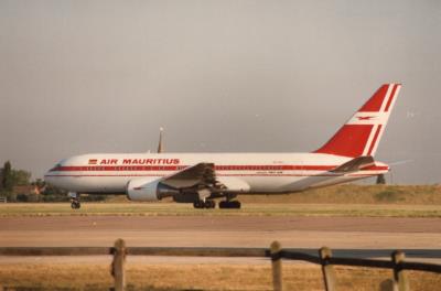 Image of aircraft registration 3B-NAL - A 767-23B(ER) operated by Air Mauritius