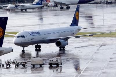 Photo of aircraft D-AIRO operated by Lufthansa