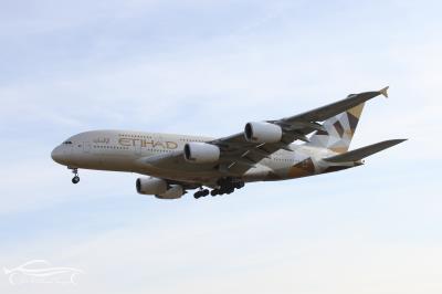 Photo of aircraft A6-APH operated by Etihad Airways