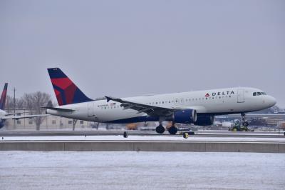 Photo of aircraft N348NW operated by Delta Air Lines