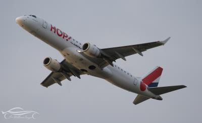 Photo of aircraft F-HBLI operated by HOP!