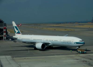 Photo of aircraft B-KQE operated by Cathay Pacific Airways