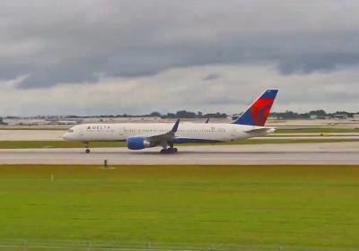 Photo of aircraft N687DL operated by Delta Air Lines