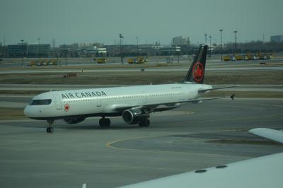 Photo of aircraft C-GJWO operated by Air Canada