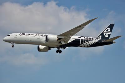 Photo of aircraft ZK-NZL operated by Air New Zealand