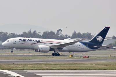 Photo of aircraft N966AM operated by Aeromexico