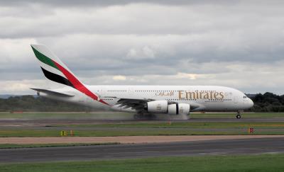 Photo of aircraft A6-EDV operated by Emirates