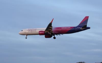 Photo of aircraft 9H-WBZ operated by Wizz Air Malta