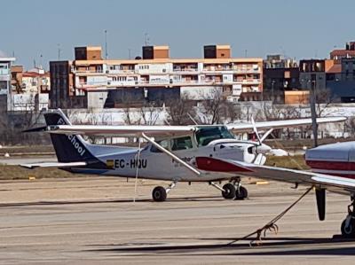 Photo of aircraft EC-HQU operated by FlySchool