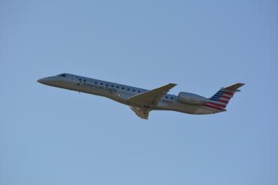 Photo of aircraft N906AE operated by American Eagle