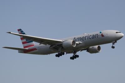 Photo of aircraft N755AN operated by American Airlines