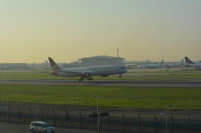 Image of aircraft registration G-VSPY - A 787-9 Dreamliner operated by Virgin Atlantic Airways