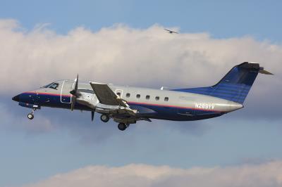 Photo of aircraft N289YV operated by SkyWest Airlines