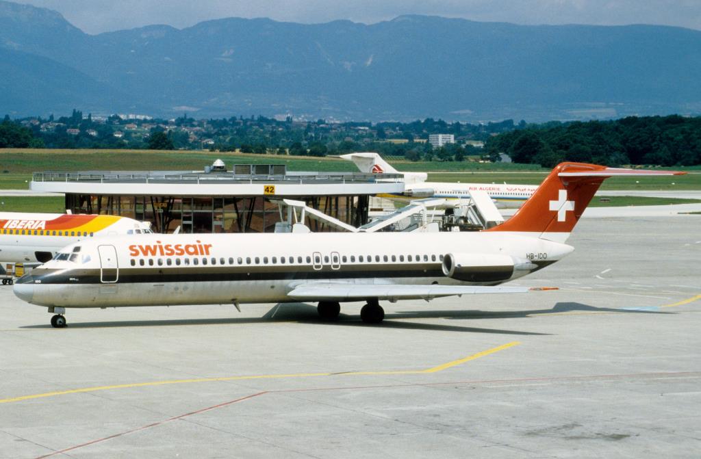 Photo of aircraft HB-IDO operated by Swissair