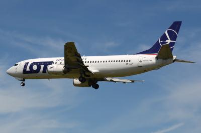 Photo of aircraft SP-LLF operated by LOT - Polish Airlines