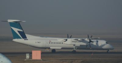 Photo of aircraft C-FWEP operated by WestJet Encore