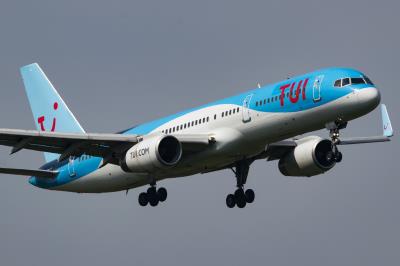 Photo of aircraft G-BYAW operated by TUI Airways