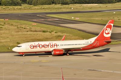 Image of aircraft registration D-ABMQ - A 737-86J(WL) operated by Eurowings