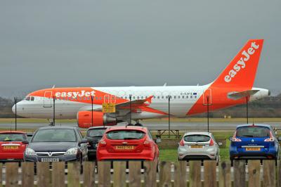 Photo of aircraft G-EZFS operated by easyJet