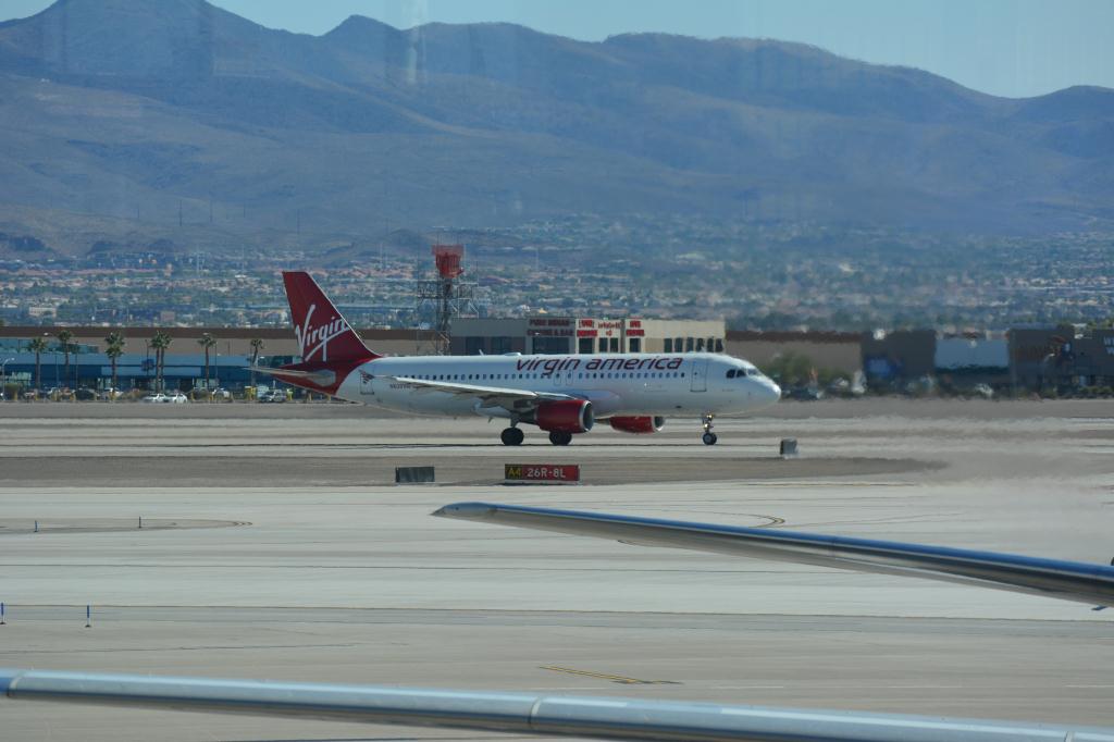Photo of aircraft N639VA operated by Virgin America