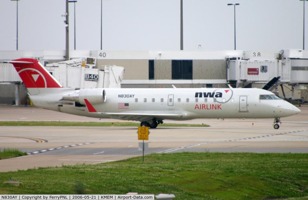 Photo of aircraft N830AY operated by Pinnacle Airlines