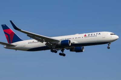 Photo of aircraft N180DN operated by Delta Air Lines