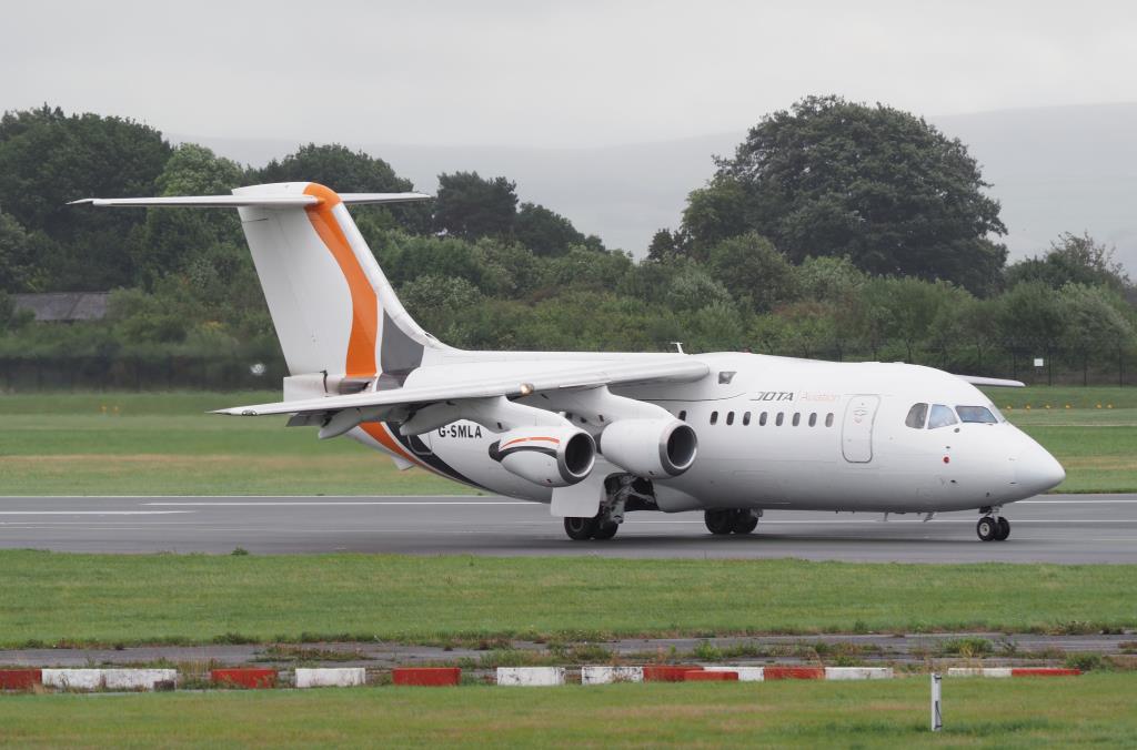 Photo of aircraft G-SMLA operated by JOTA Aviation