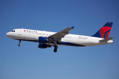 Photo of aircraft N370NW operated by Delta Air Lines