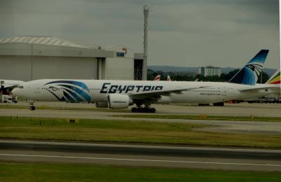 Photo of aircraft SU-GDL operated by EgyptAir