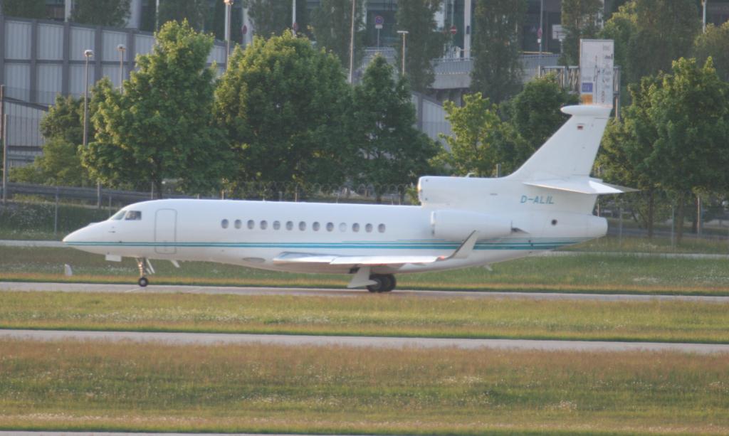 Photo of aircraft D-ALIL operated by Aero-Dienst