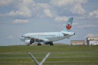 Photo of aircraft C-GAPY operated by Air Canada