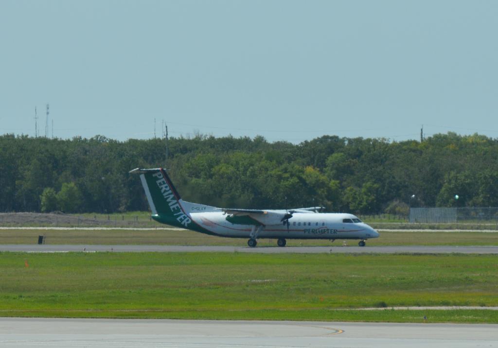 Photo of aircraft C-GLKY operated by Perimeter Aviation