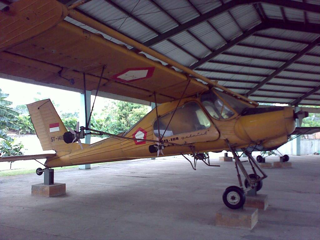 Photo of aircraft ST-1421 operated by Satriamandala Museum