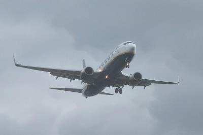 Photo of aircraft EI-DCZ operated by Ryanair
