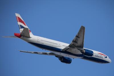 Photo of aircraft G-YMMK operated by British Airways